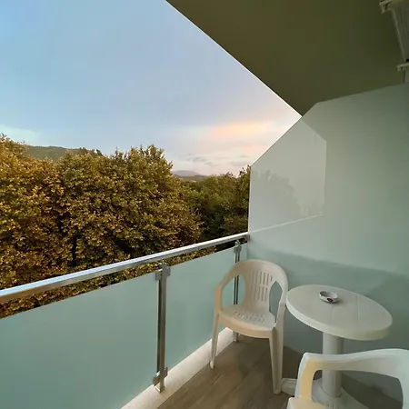Driloni Hotel 4*